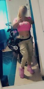 643425671: Chica busca chico en Sevilla