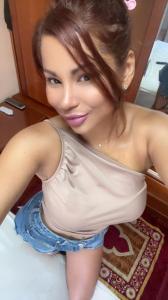 657411056: Chica busca chico en La Coruña