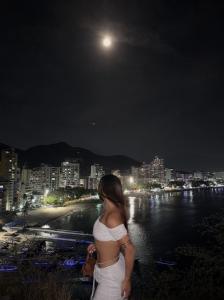 613597759: Chica busca chico en Las Palmas