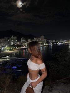 613597759: Chica busca chico en Las Palmas