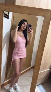 610878262: Chica busca chico en Sevilla