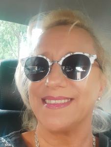 613971682: Chica busca chico en Valencia