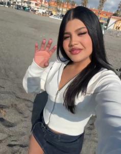 677254661: Chica busca chico en Alicante