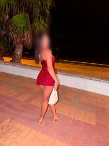722140961: Chica busca chico en Madrid