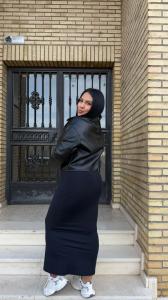 663776664: Chica busca chico en Gerona