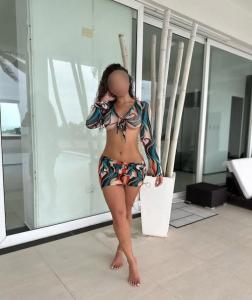 638953569: Chica busca chico en Barcelona