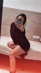 614592867: Chica busca chico en Murcia