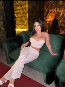 610537237: Chica busca chico en Tenerife