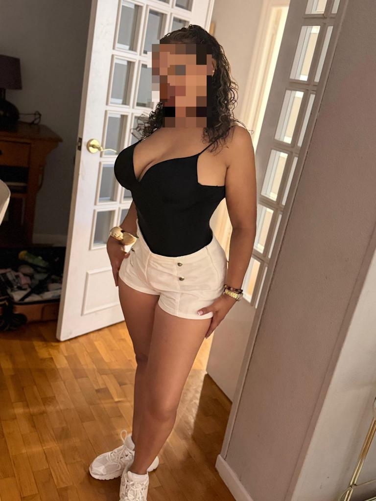 631095399: Chica busca chico en Castellón