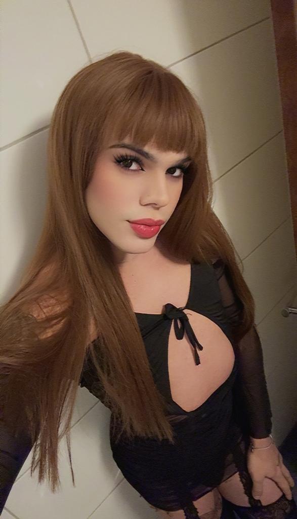 611281428: Transexual en Granada