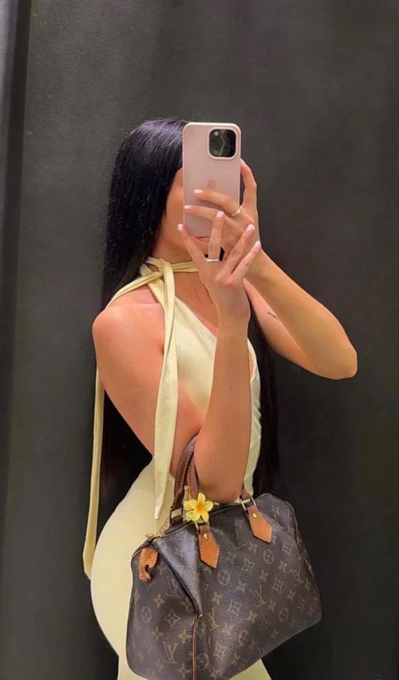 673310571: Chica busca chico en Sevilla