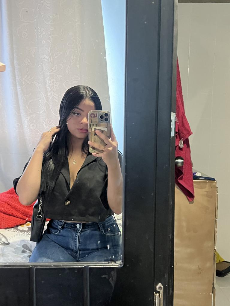 647317722: Chica busca chico en Pontevedra