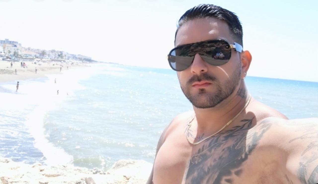 643106135: Chico busca chica en Málaga