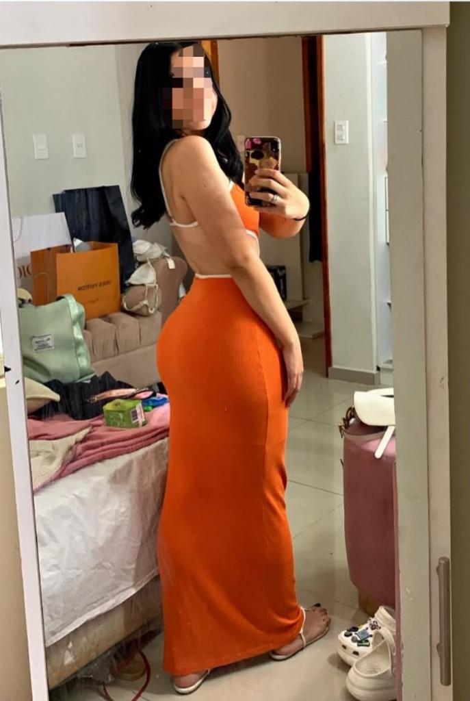 Chica busca chico en Cádiz: 