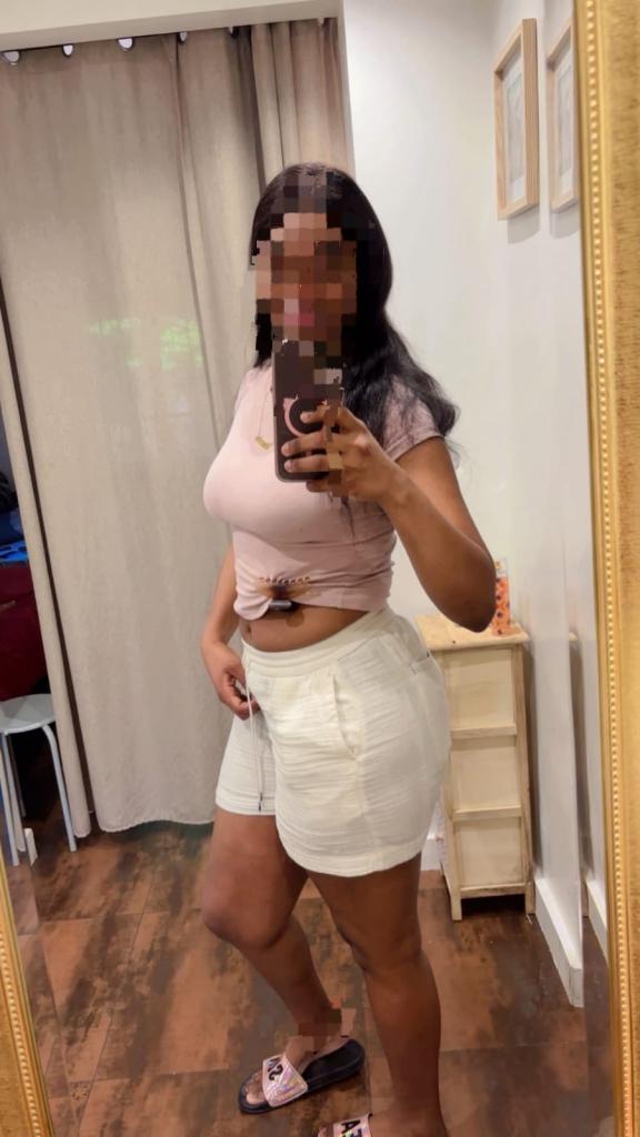 Chica busca chico en Alicante: Chica busca chico