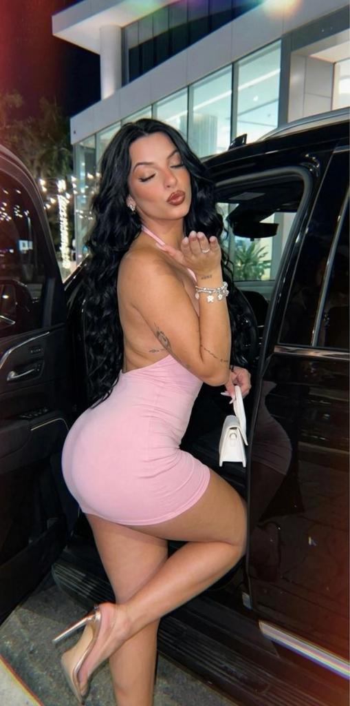637886566: Chica busca chico en Granada