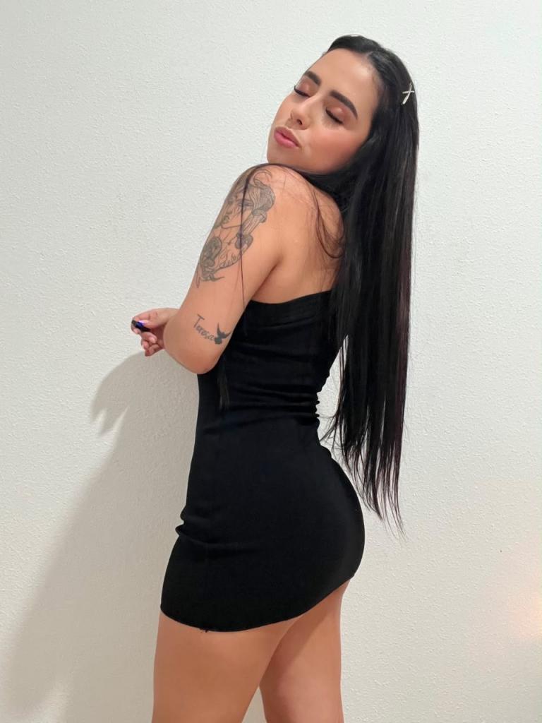 Chica busca chico en Almería: 