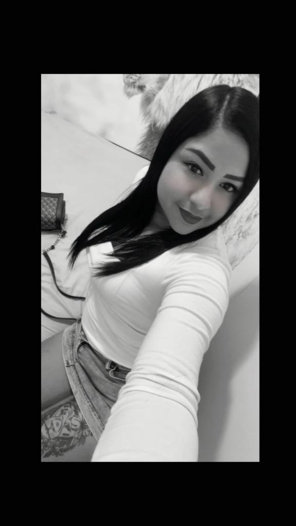 664325583: Chica busca chico en Tenerife