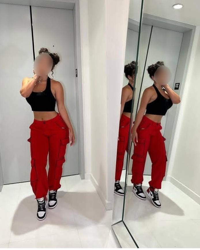638953569: Chica busca chico en Barcelona