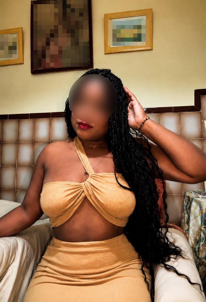 Chica busca chico en Huelva: 