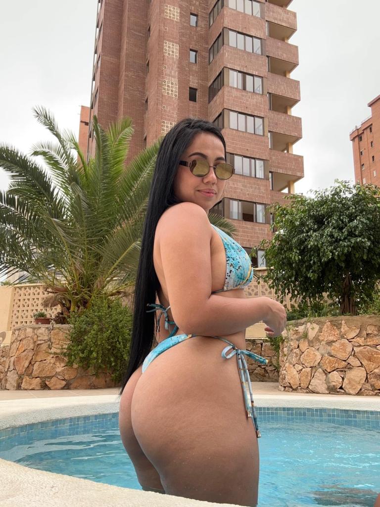 661405440: Chica busca chico en Burgos