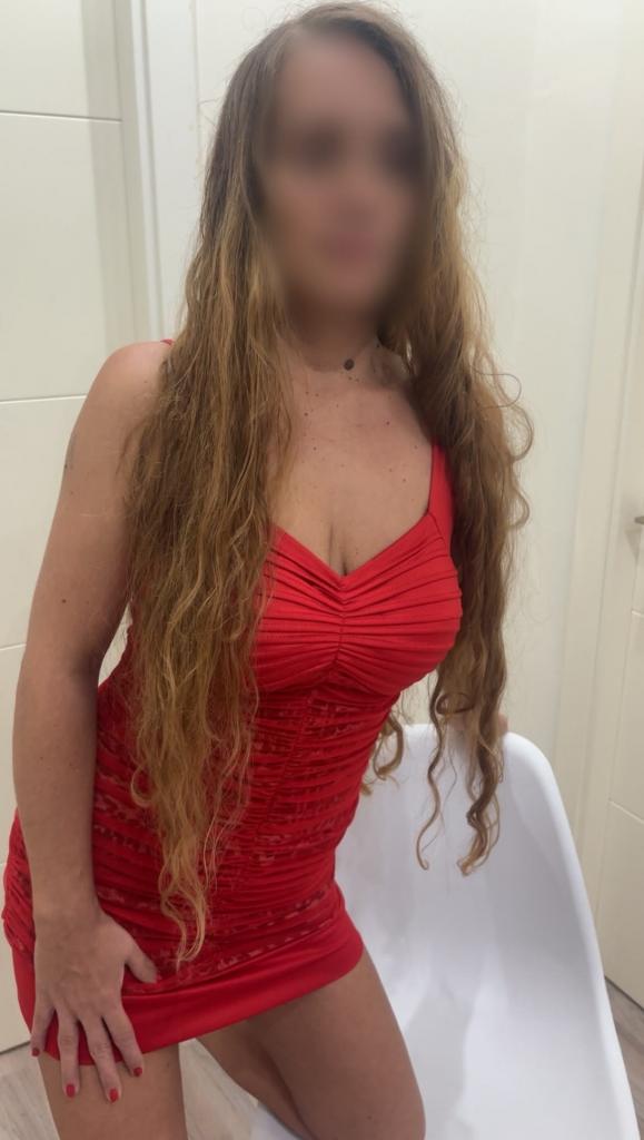 Chica busca chico en Granada: 