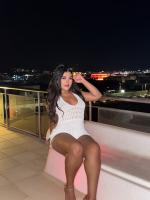 615508454: Chica busca chico en Barcelona