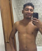 614701859: Chico busca chica en Valencia