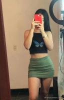 672157945: Chica busca chico en Sevilla