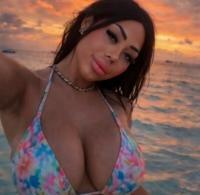 632298867: Chica busca chico en Ibiza