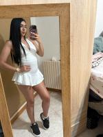 610878262: Chica busca chico en Sevilla