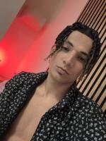 603745113: Chico busca chica en Alicante