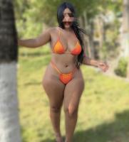 602404363: Chica busca chico en Barcelona