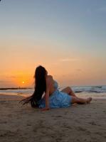 643146796: Chica busca chico en Valencia