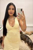 607641194: Chica busca chico en Barcelona