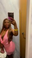 614737065: Chica busca chico en Madrid