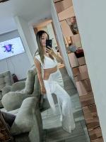 742004484: Chica busca chico en Gerona