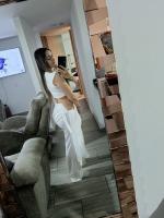 742004484: Chica busca chico en Gerona