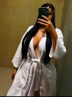 629902562: Chica busca chico en Sevilla