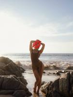 613730084: Chica busca chico en Barcelona