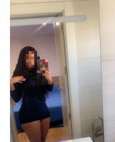 643887342: Chica busca chico en Barcelona
