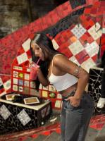 600618706: Chica busca chico en Madrid