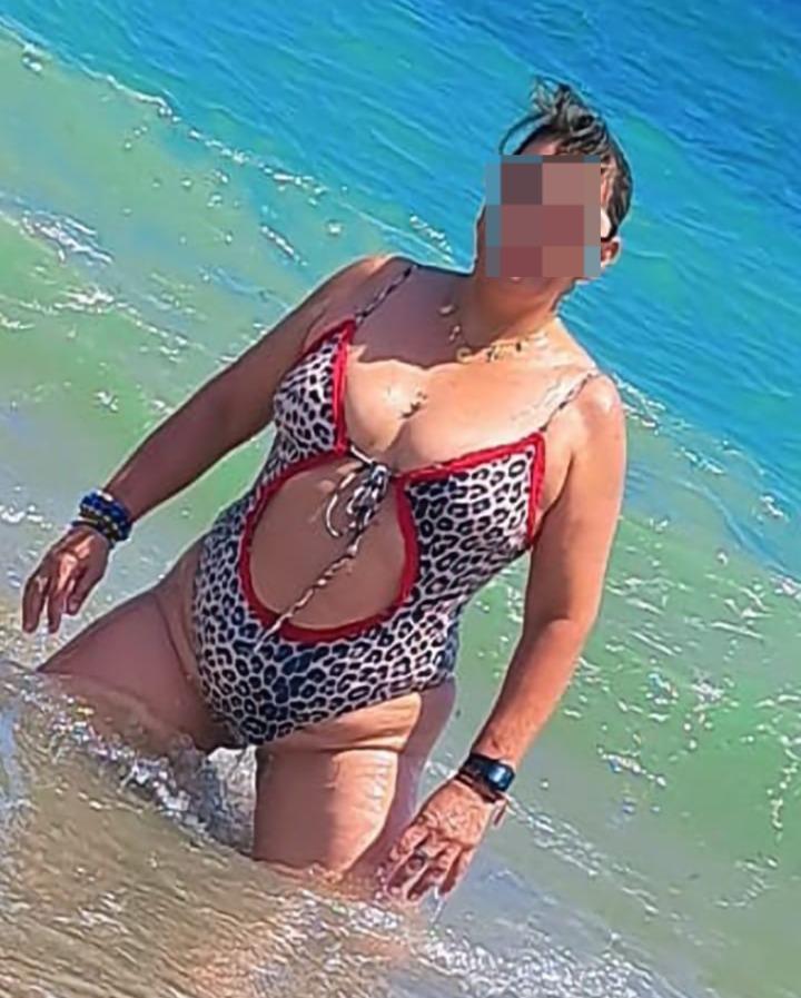 Chica busca chico en Granada: 