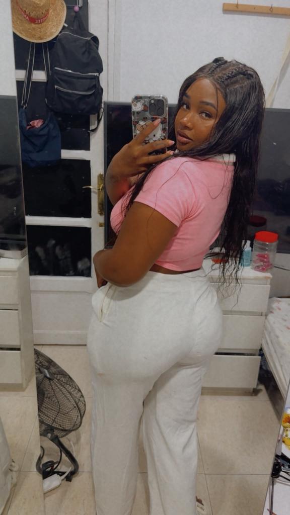 Chica busca chico en Cádiz: 