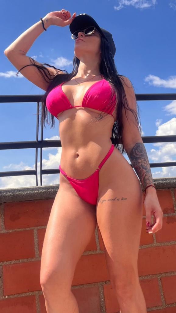 610290404: Chica busca chico en Gerona